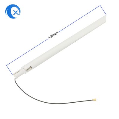 飛行鉛が付いている刃の形2.4G Omni WiFiのアンテナ5dBi